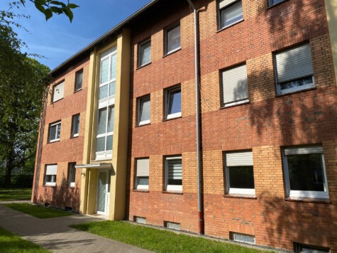 Schöne 3 Zimmerwohnung mit Balkon, 41751 Viersen, Etagenwohnung