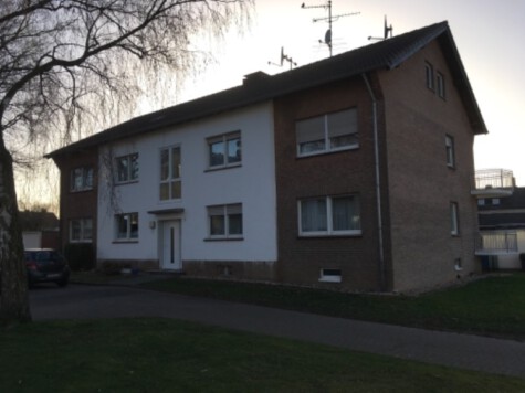 Schöne Wohnung direkt am Dülkener Stadtgarten, 41751 Viersen, Etagenwohnung